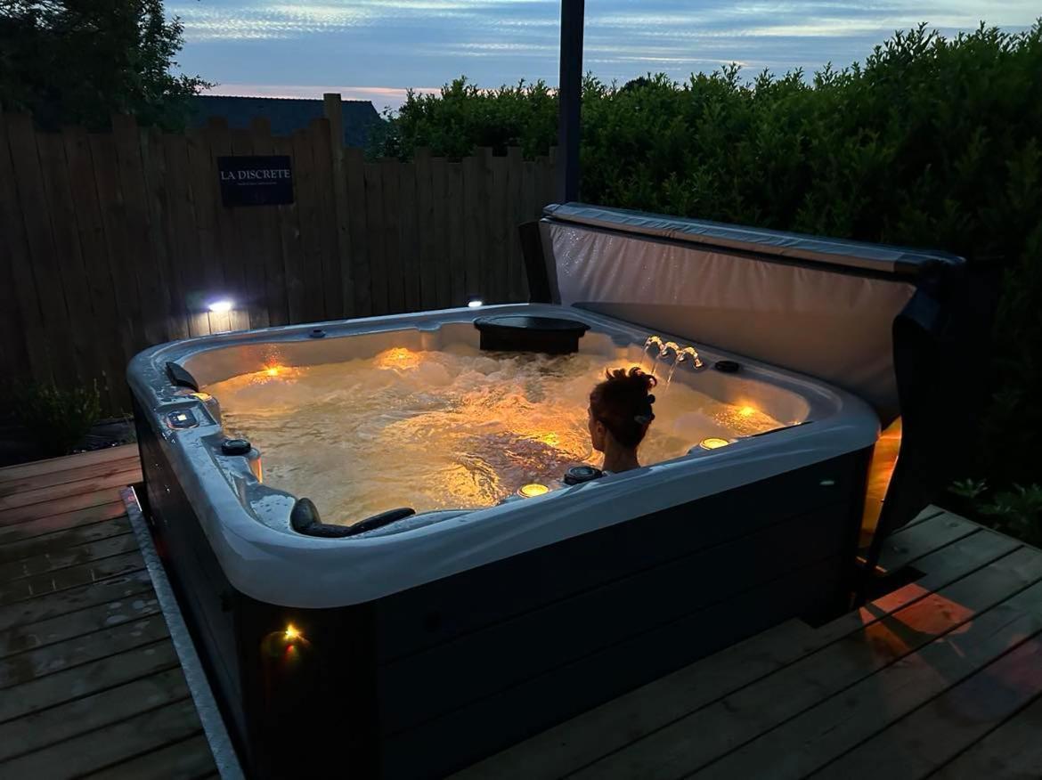 Studio & Spa La Discrete Saint-Évarzec Buitenkant foto