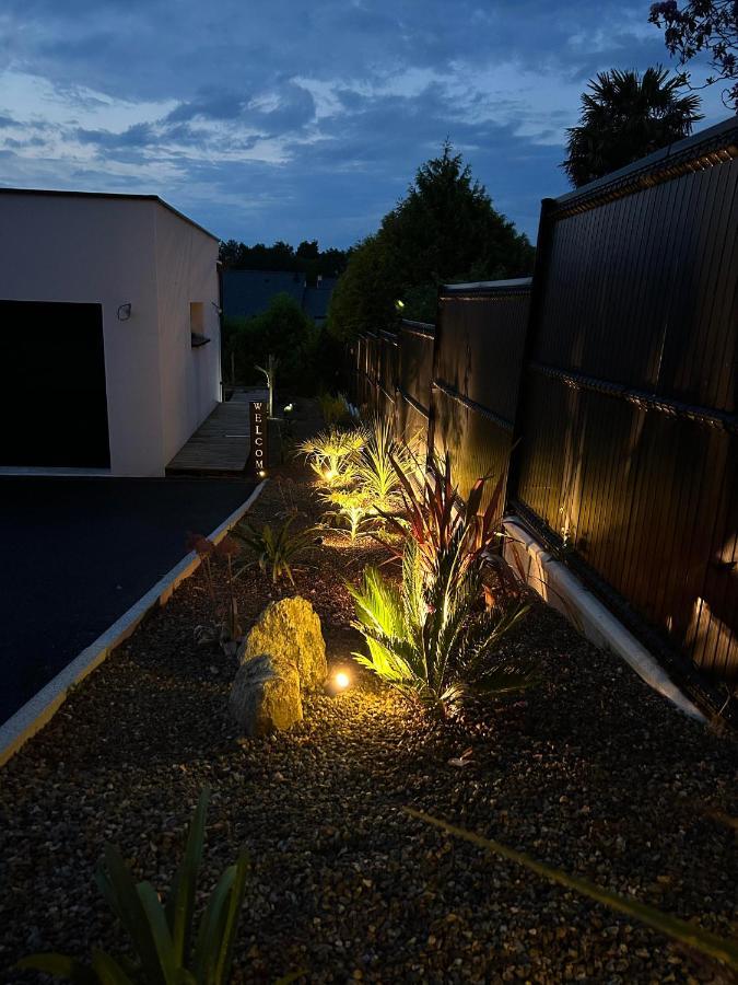 Studio & Spa La Discrete Saint-Évarzec Buitenkant foto
